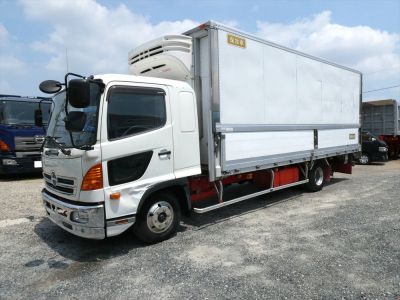 長6.2m巾広2.4高227菱重 低温ﾍﾞｯﾄ付2.35t積載ｽﾃﾝﾚｽ床